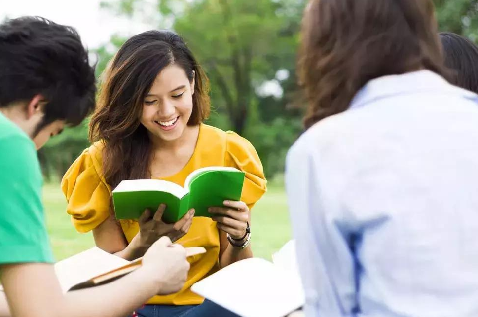 大學(xué)畢業(yè)出國留學(xué)究竟需不需要考SAT？